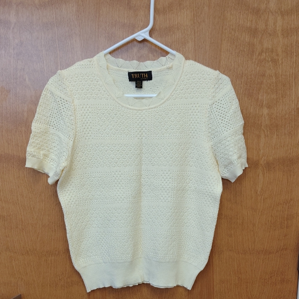 Truth Ivory Knit Short Sleeve Sweater Top